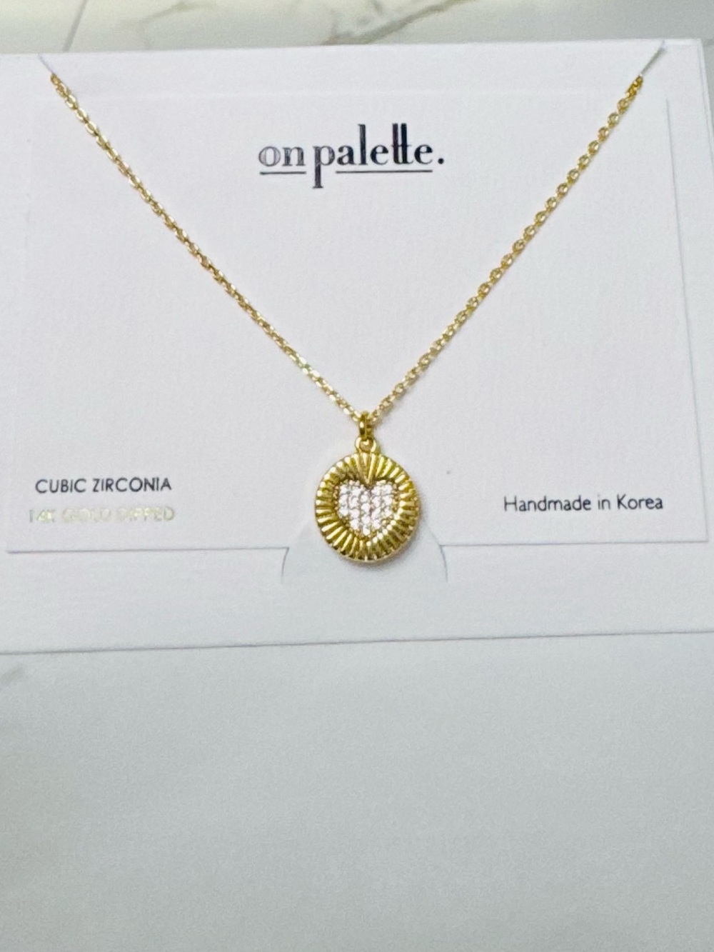 On Palette Gold Heart Pendant Necklace - Gold